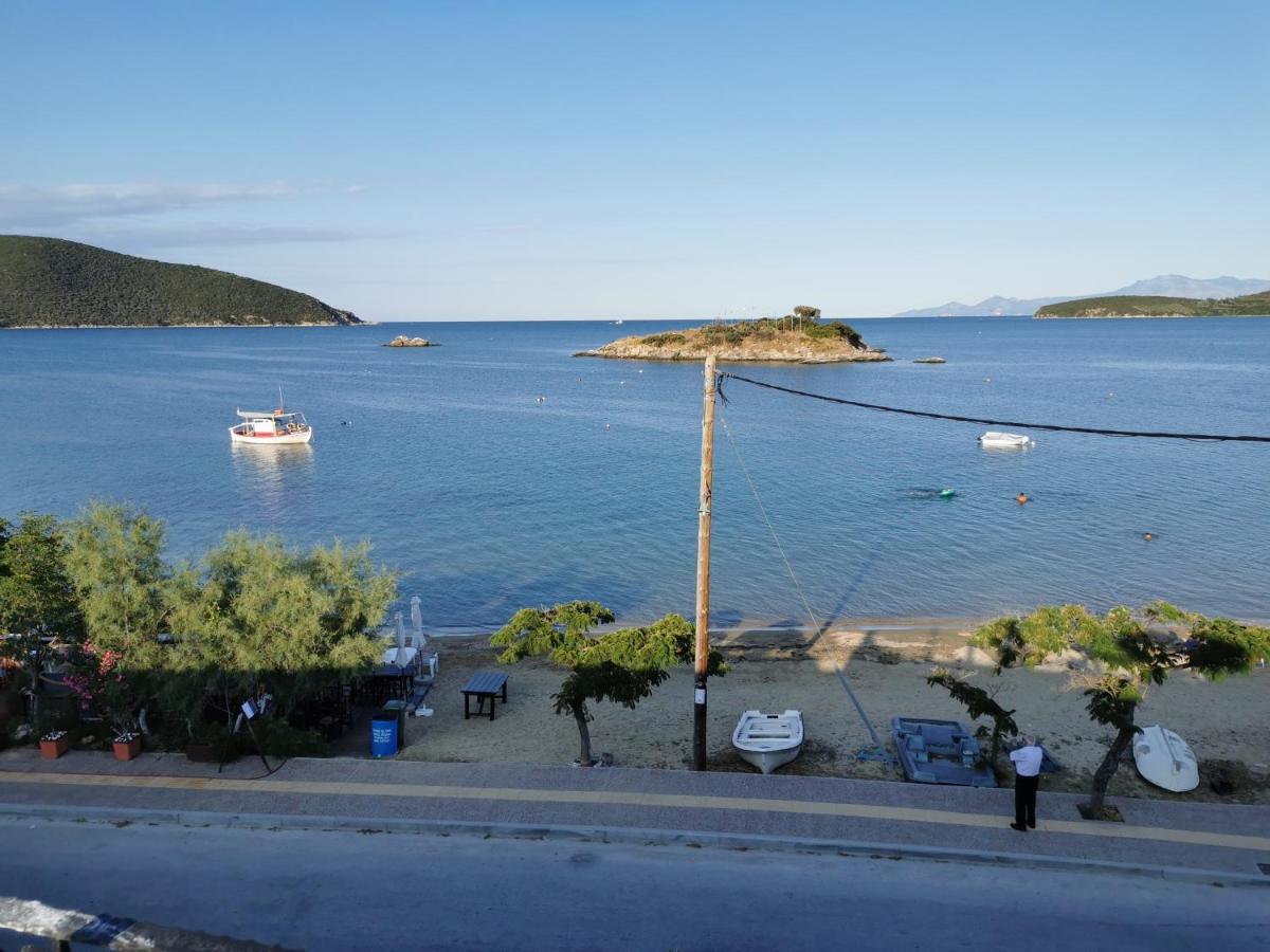 Villa Tasos Néa Péramos Exterior foto