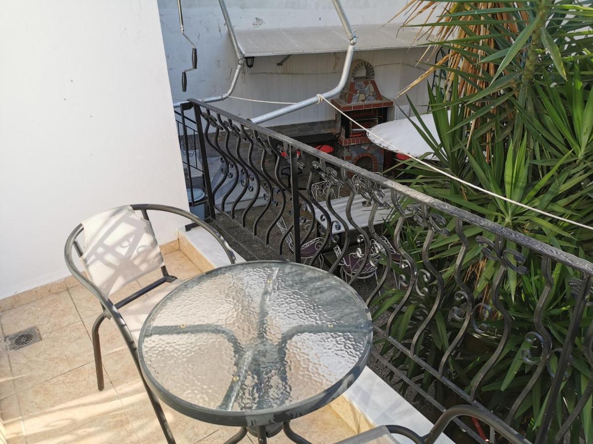 Villa Tasos Néa Péramos Exterior foto