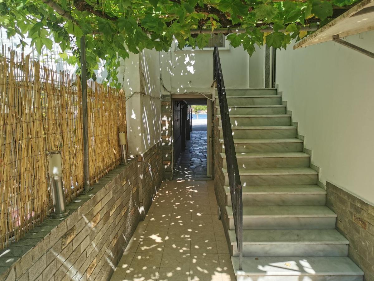Villa Tasos Néa Péramos Exterior foto