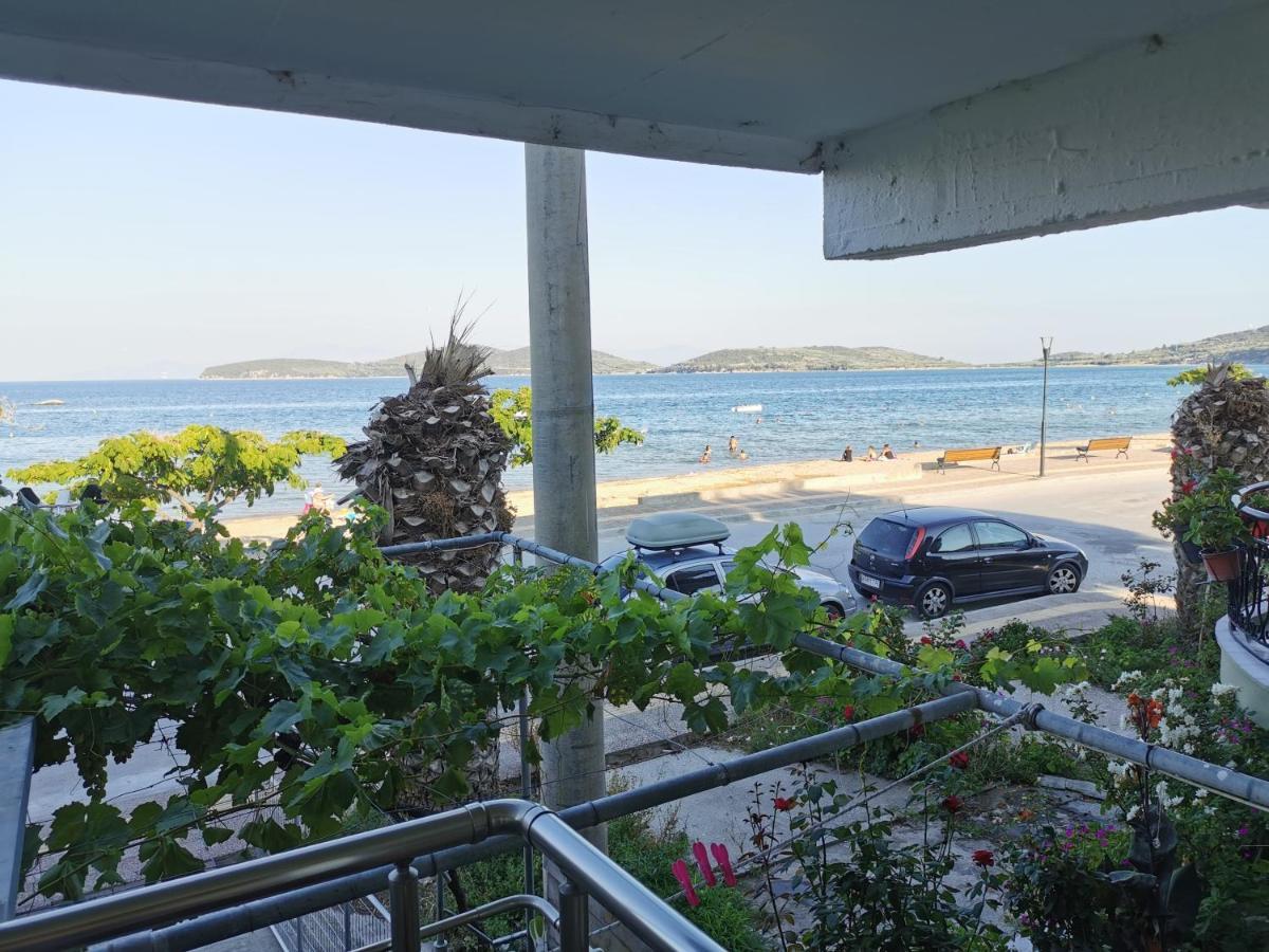 Villa Tasos Néa Péramos Exterior foto
