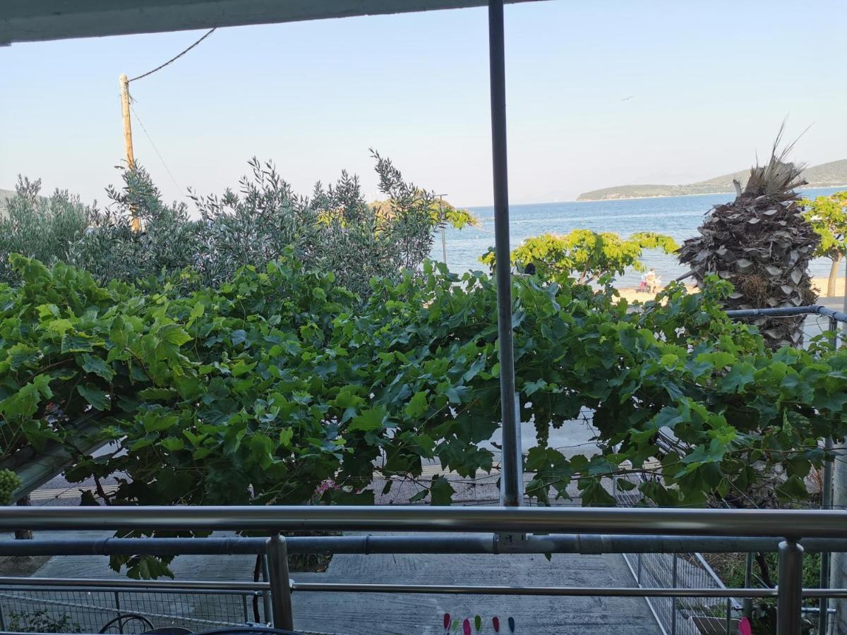 Villa Tasos Néa Péramos Exterior foto