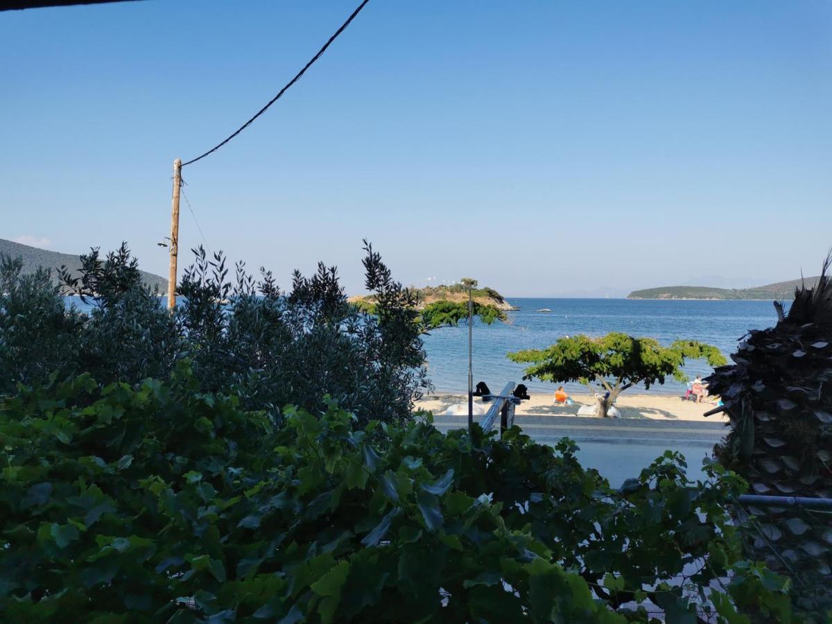 Villa Tasos Néa Péramos Exterior foto